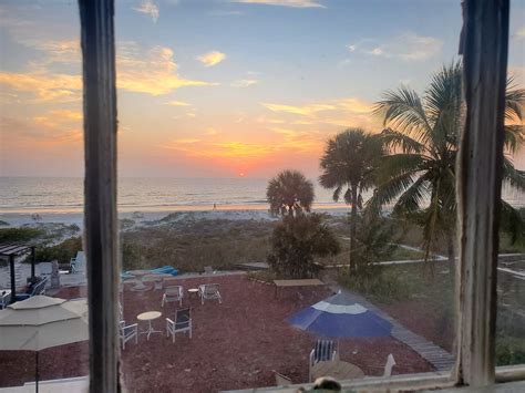 Book your room in Sun N Fun Beachfront Vacation Rentals Indian Shores. A 2 star Apartment in Indian Shores Florida. Real reviews & photos. No booking..